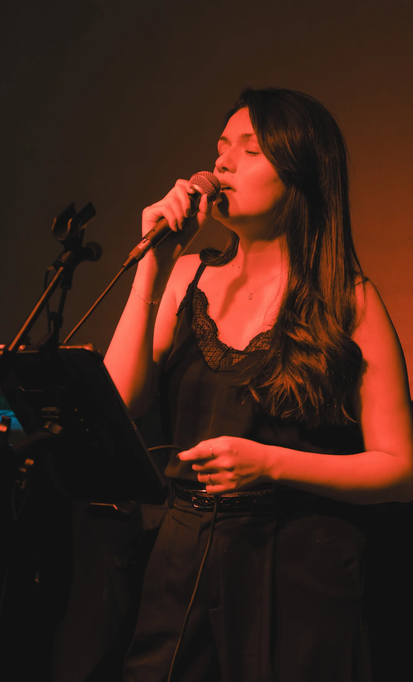 Isabella Bejarano Montes de Oca performing live